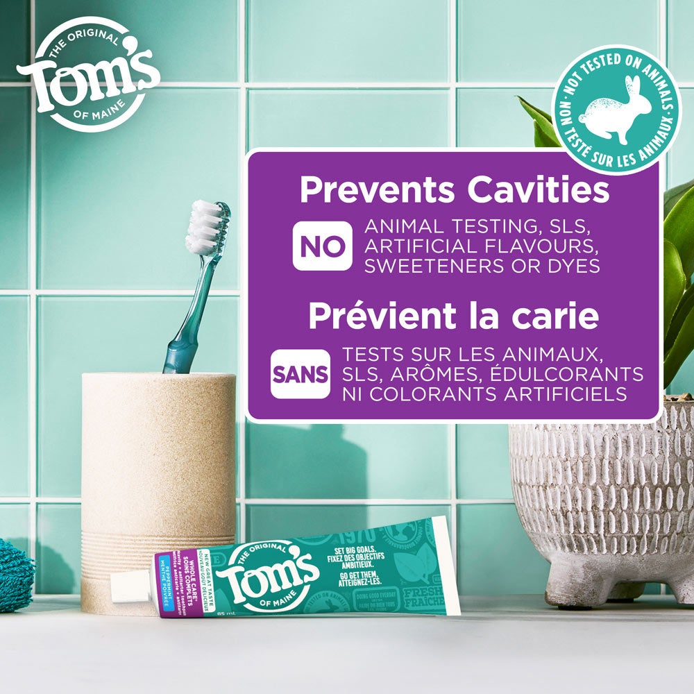 Front view of Tom’s of Maine Simply White Fluoride Free Toothpaste, Peppermint carton showing teal box design and bold blue Simply White branding.